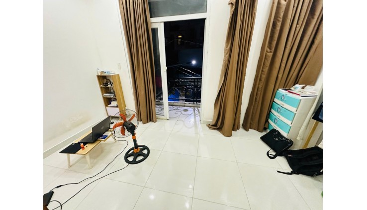 Nhà Hiệp Bình Phước – HXH - Không quy hoạch - 4PN - 4WC– 63m2 – 7.2 Tỷ
